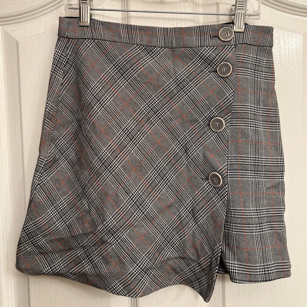 Zara Plaid Mini Skirt Size Small